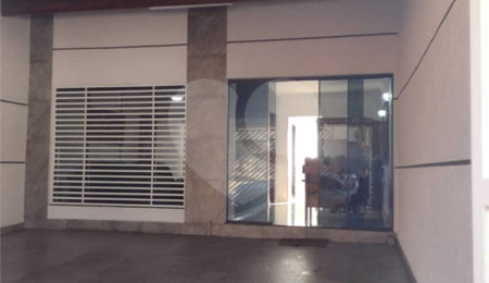 Sobrado à venda com 3 quartos em Parque Santa Rosa, Suzano, SP