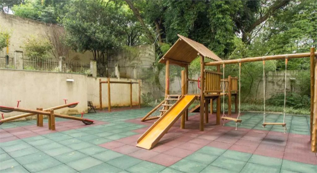 Apartamento à venda com 3 quartos em Vila dos Remédios, São Paulo, SP
