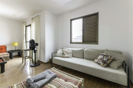 Apartamento à venda com 3 quartos, sendo 1 suíte, em Vila Madalena, São Paulo, SP