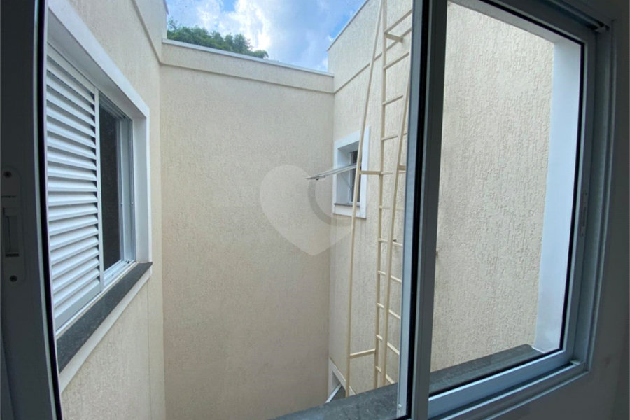 Sobrado à venda com 3 quartos, sendo 1 suíte,  em Tremembé, São Paulo, SP