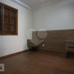 Casa à venda com 2 quartos, sendo 1 suíte,  em Jardim Ivana, São Paulo, SP