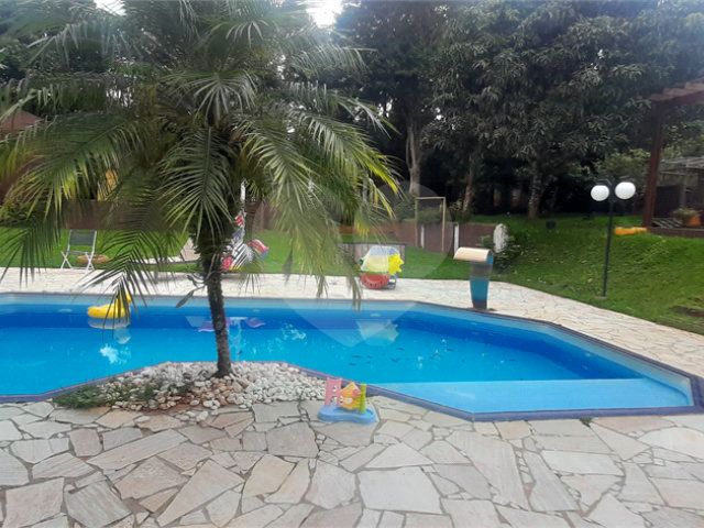 Casa à venda com 3 suítes no condomínio Chacarás Bela Vista, Mairiporã - SP