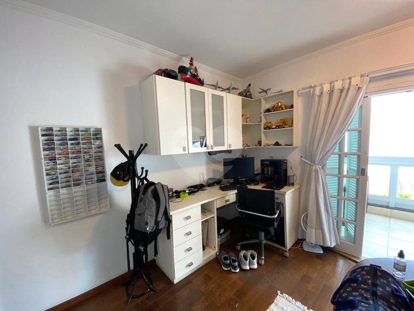 Sobrado à venda com 5 quartos, sendo 4 suítes, em Palmas do Tremembé, São Paulo, SP