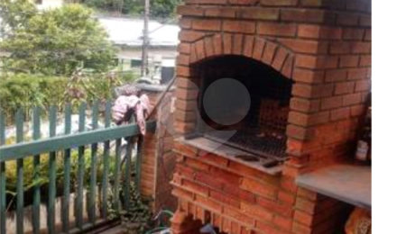 Sobrado à venda com 3 quartos, sendo 1 suíte,  em Vila Universitária, São Paulo, SP