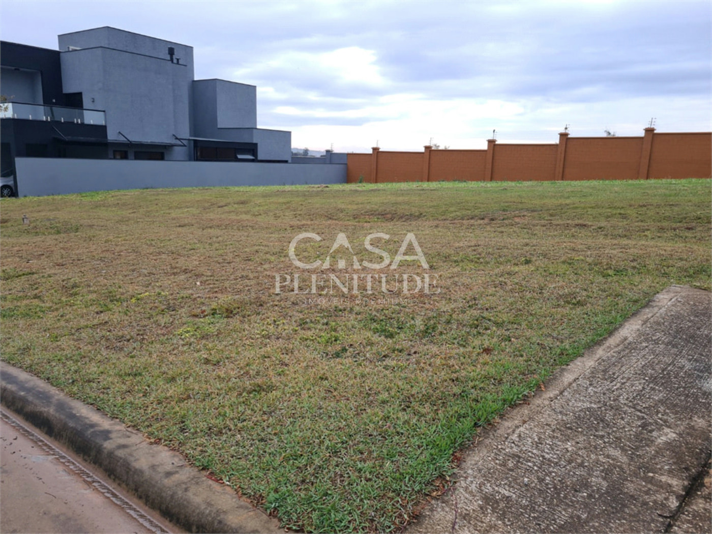 Terreno em condomínio à venda em Alphaville Nova Esplanada, Votorantim, SP