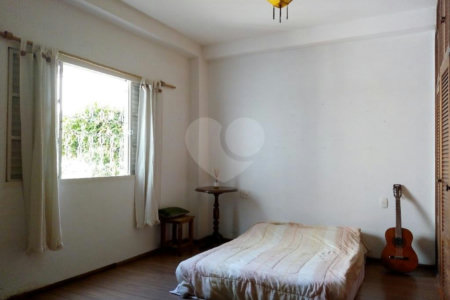 Casa à venda com 6 quartos, sendo 3 suítes,  em Brooklin Paulista, São Paulo, SP