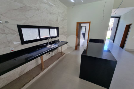 Casa à venda com 3 suítes no condomínio Terras de Santa Teresa, Itupeva - SP