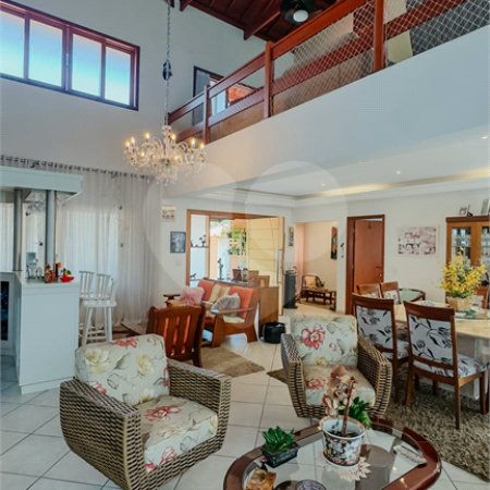 Casa à venda com 4 suítes no condomínio Monte Belo, Salto - SP