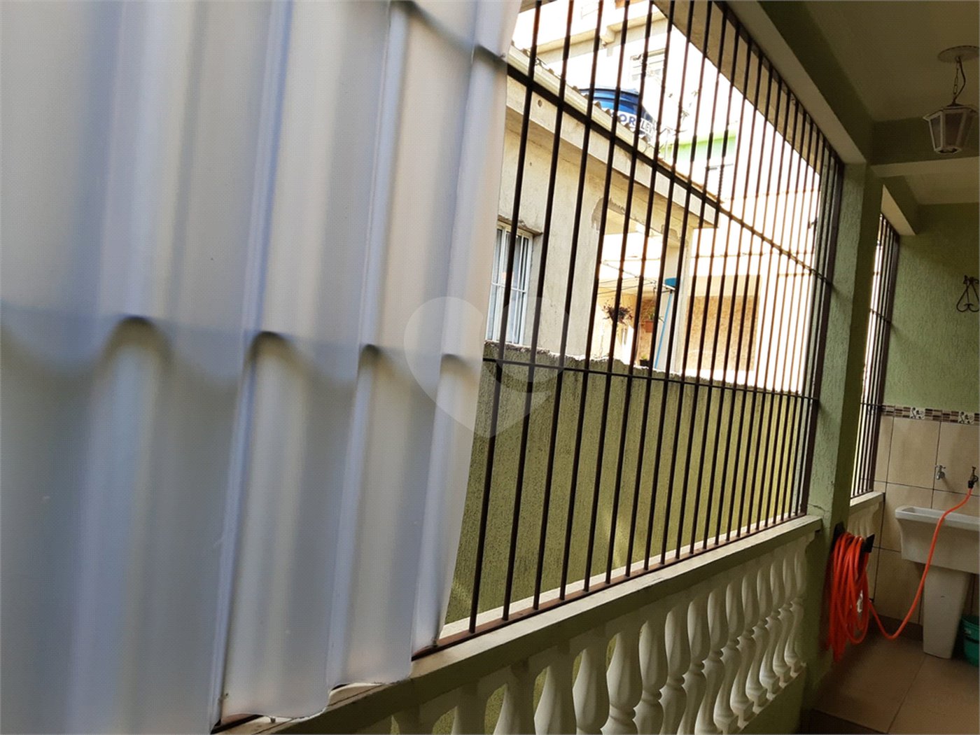 Sobrado à venda com 2 quartos, sendo 1 suíte, em Tremembé, São Paulo, SP