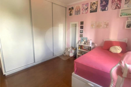 Sobrado à venda com 3 quartos, sendo 1 suíte, em Jardim São Paulo(zona Norte), São Paulo, SP