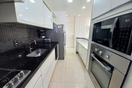 Apartamento com 2 dormitórios à venda, 99 m² por R$ 1.650.000,00 - Gonzaga - Santos/SP
