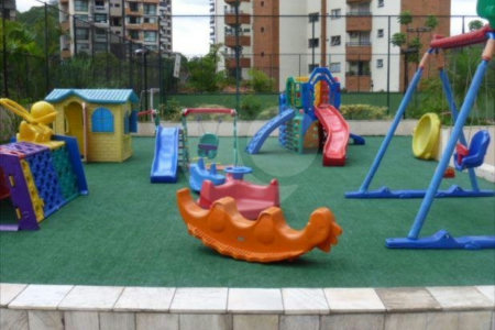 Apartamento à venda com 4 quartos, sendo 2 suítes,  em Vila Suzana, São Paulo, SP