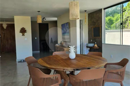 Casa à venda com 4 suítes em Caravelas, Armação dos Búzios, RJ