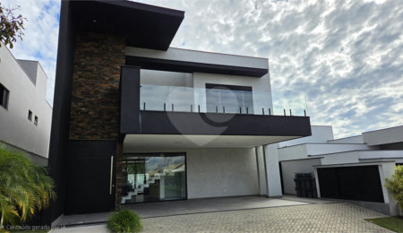 Casa à venda com 4 suítes no condomínio Alphaville Nova Esplanada 1, Votorantim - SP