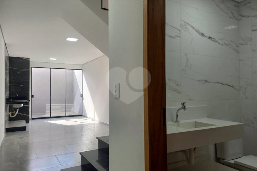 Sobrado à venda com 3 suítes em Vila Nova Cachoeirinha, São Paulo, SP
