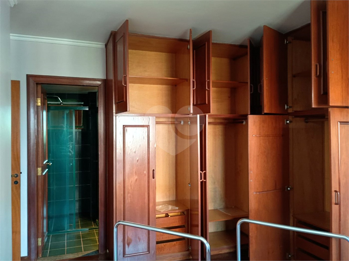Apartamento à venda ou para alugar com 4 quartos, sendo 1 suíte,  em Vila Andrade, São Paulo, SP