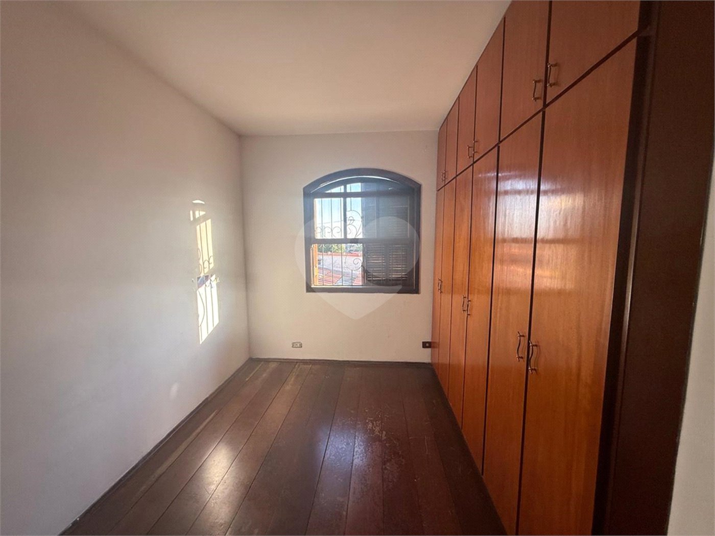 Sobrado à venda com 3 quartos, sendo 1 suíte,  em Vila Santo Antônio, São Paulo, SP