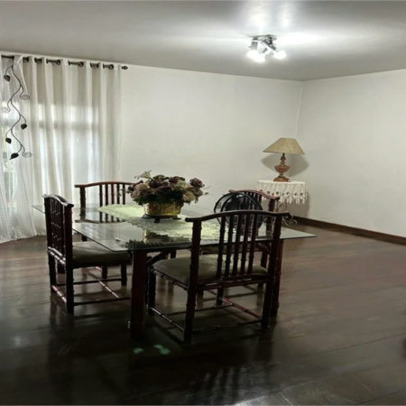 Casa à venda com 3 suítes em Jardim Colombo, São Paulo, SP