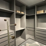 Casa à venda com 4 quartos, sendo 2 suítes,  no condomínio Damha IV, Presidente Prudente - SP