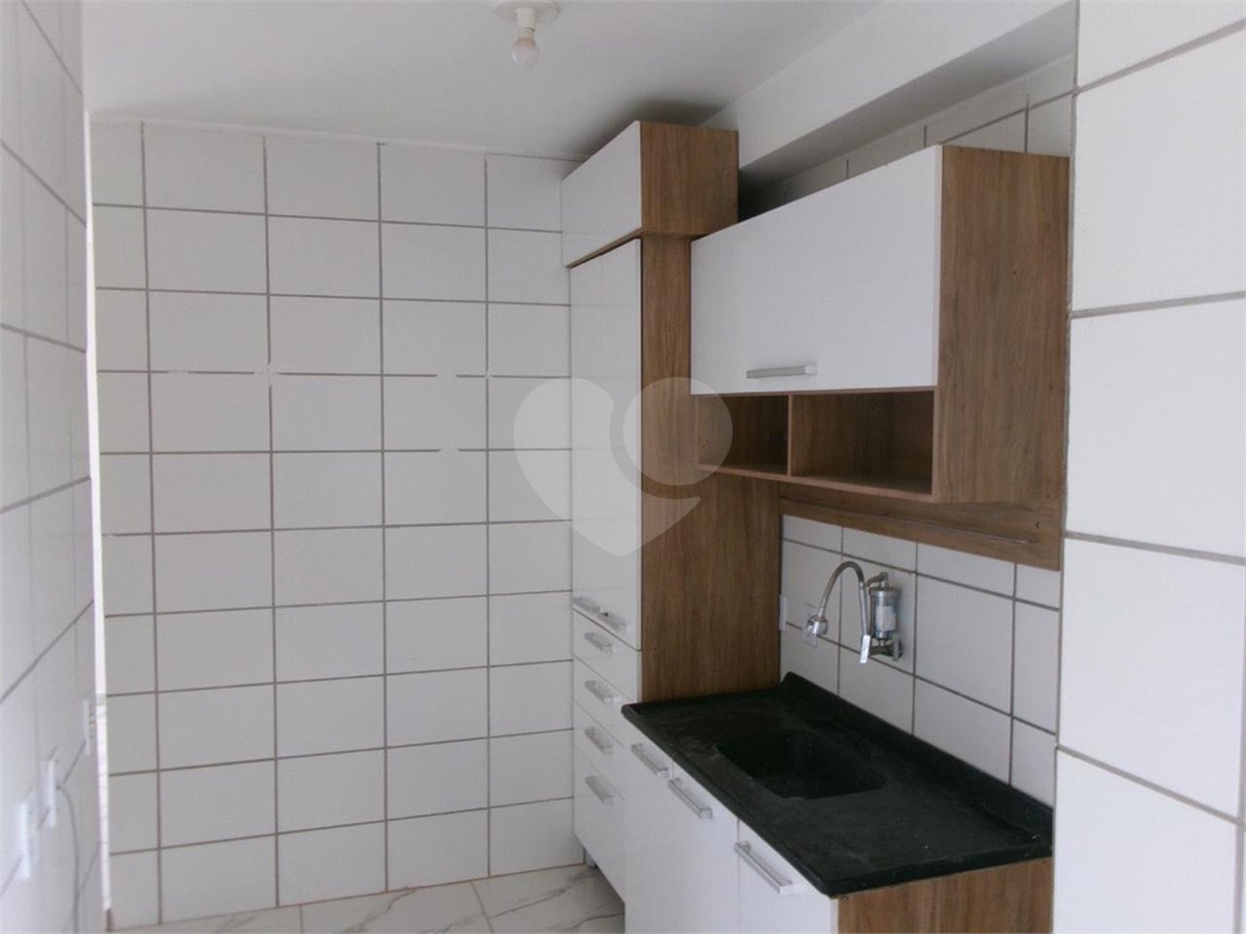 Apartamento à venda com 2 quartos em Jardim Arco-íris, Cotia, SP