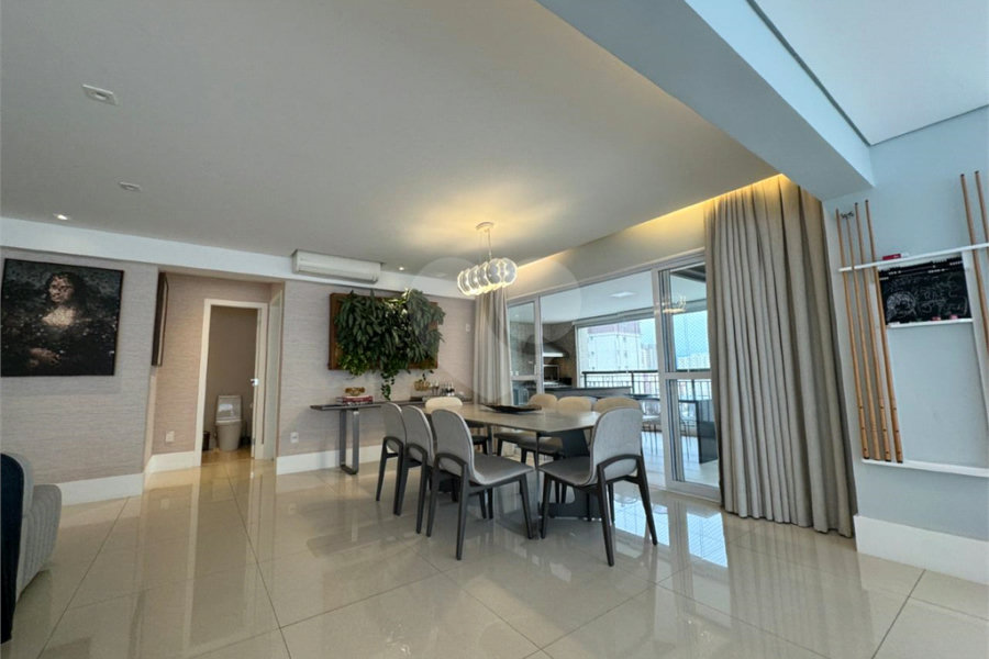 Apartamento à venda ou para alugar com 4 suítes em Santa Teresinha, São Paulo, SP