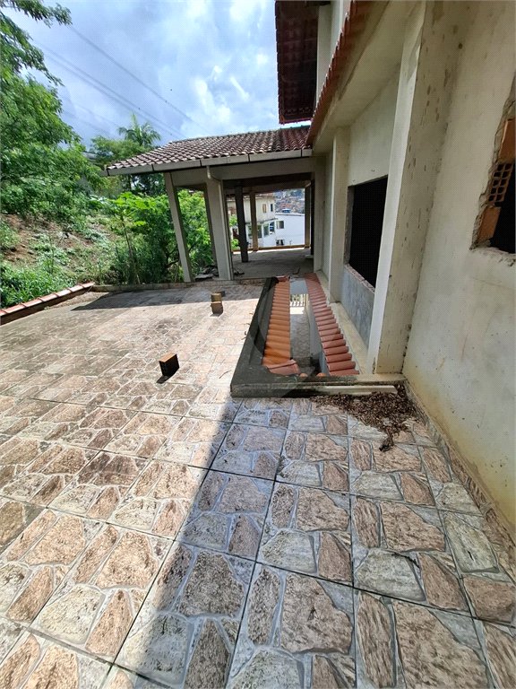 Casa à venda com 5 quartos em Santíssimo, Rio de Janeiro, RJ