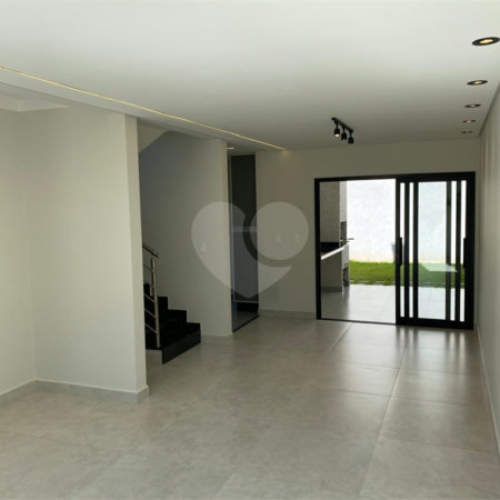 Casa à venda com 3 suítes no condomínio Villaggio Maranello, Vinhedo - SP