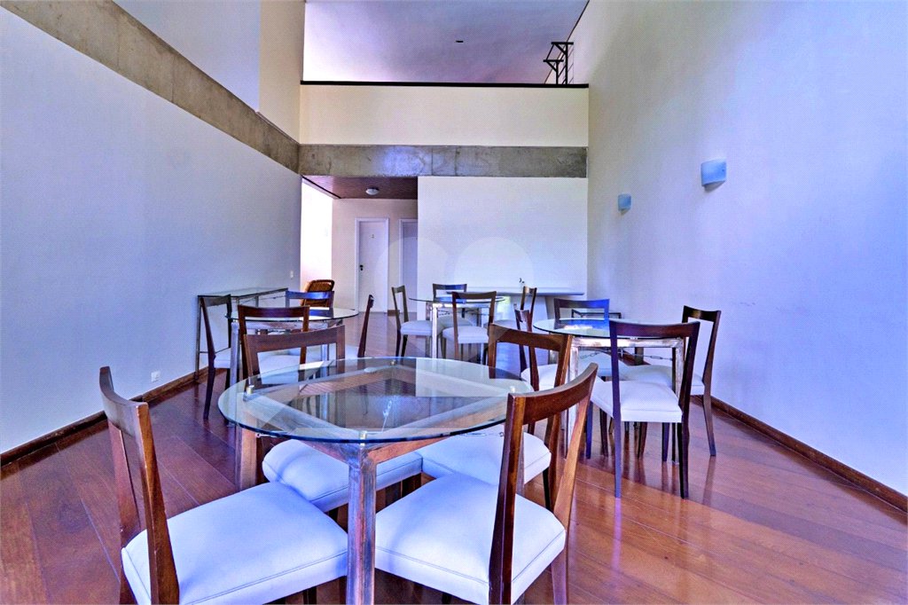 Apartamento à venda com 3 suítes em Campo Belo, São Paulo, SP