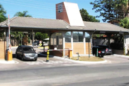 Casa à venda com 2 quartos, sendo 1 suíte, no condomínio Vinhas da Vista Alegre - Lado Sede, Vinhedo - SP