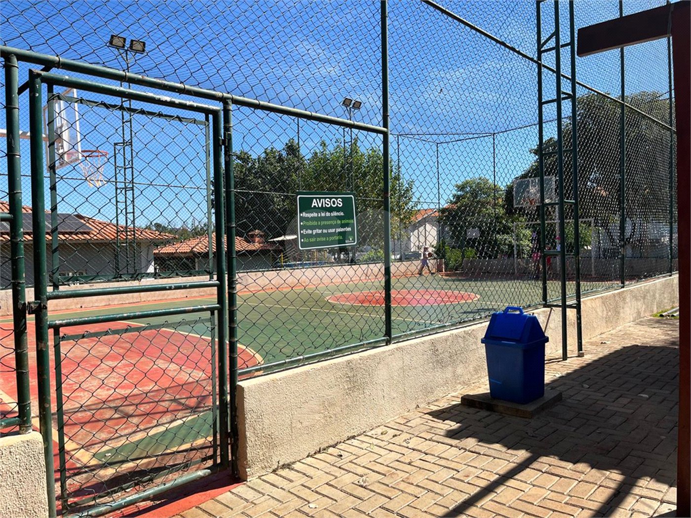 Casa à venda com 3 quartos, sendo 1 suíte, no condomínio Residencial Praças do Sul Rp, Ribeirão Preto - SP