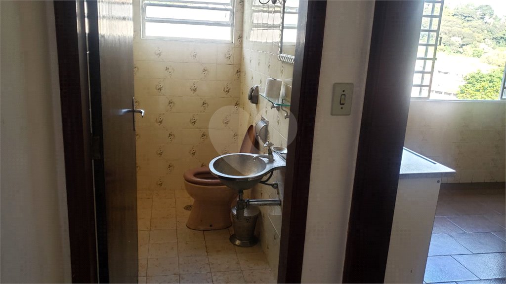 Sobrado à venda com 3 quartos, sendo 1 suíte, em Horto, São Paulo, SP