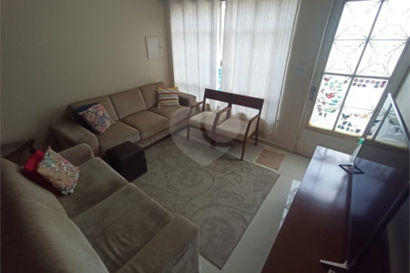 Casa à venda com 3 quartos, sendo 2 suítes, em Parada Inglesa, São Paulo, SP