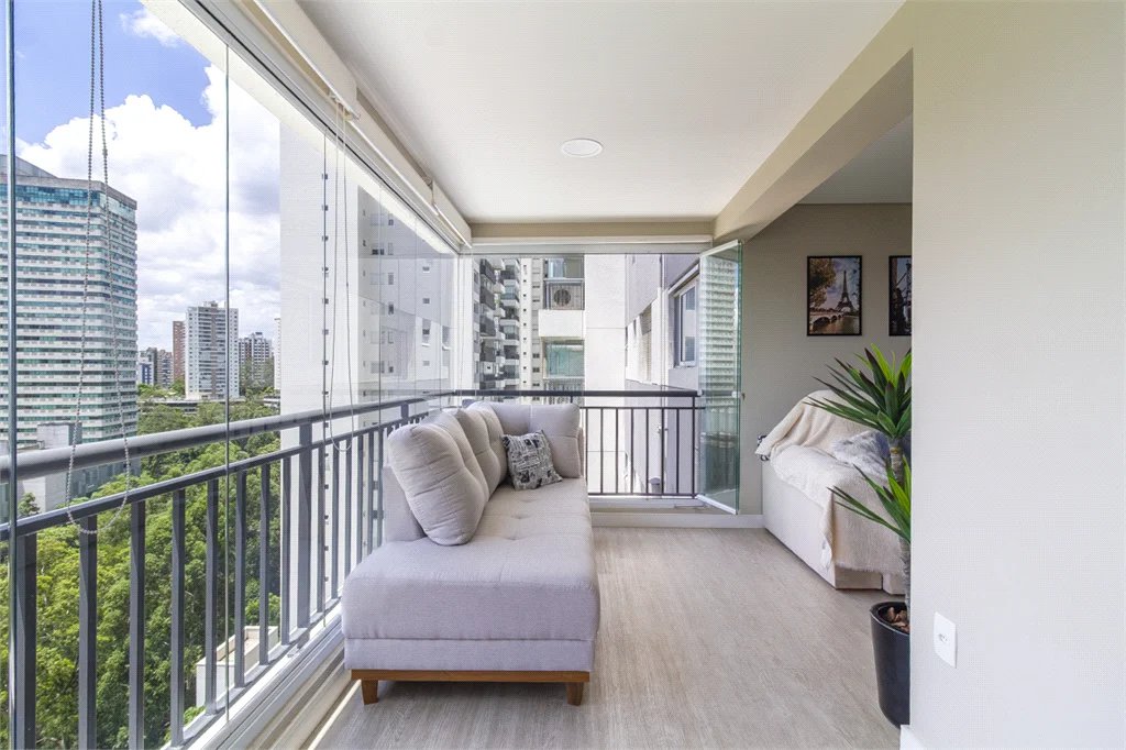 Apartamento à venda com 3 quartos, sendo 1 suíte, em Jardim Vazani, São Paulo, SP
