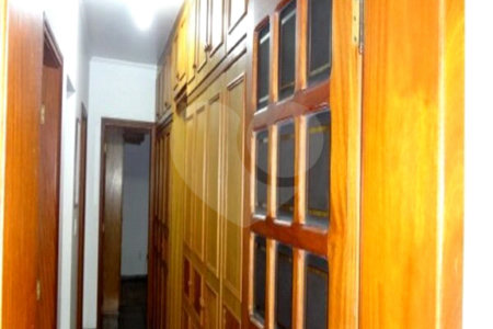 Casa à venda com 4 quartos, sendo 2 suítes,  no condomínio Acmti - Colinas do Mosteiro, Terras de Itaici e Recanto dos Pássaros, Indaiatuba - SP