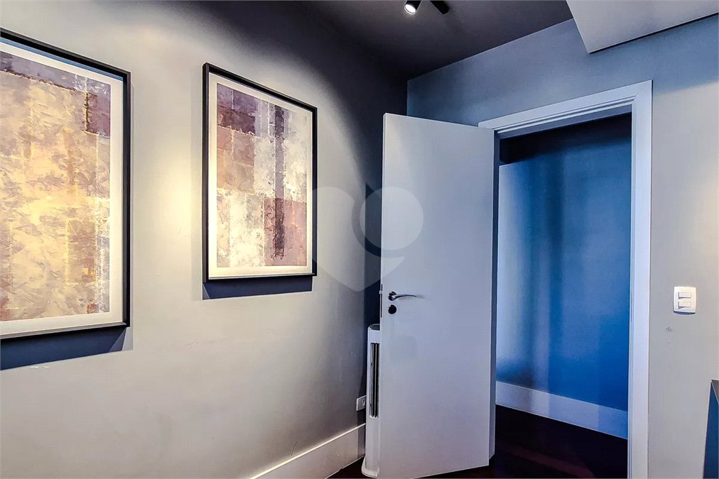 Apartamento à venda com 4 quartos, sendo 3 suítes, em Vila Romana, São Paulo, SP