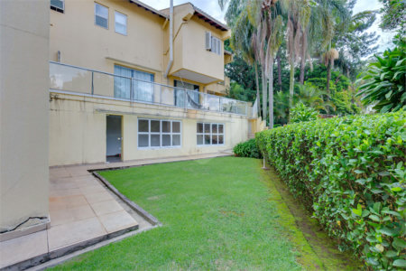 Casa Térrea à venda com 4 suítes em Jardim Marajoara, São Paulo, SP