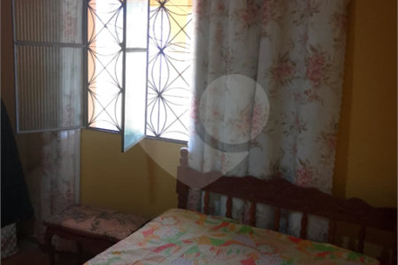 Casa à venda com 2 quartos em Campo Grande, Rio de Janeiro, RJ