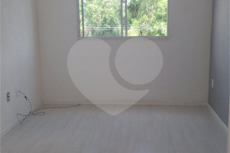 Apartamento para alugar com 2 quartos em Santíssimo, Rio de Janeiro, RJ