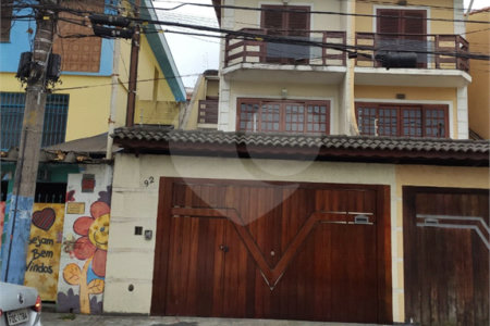 Casa à venda com 3 suítes em Parque Jabaquara, São Paulo, SP