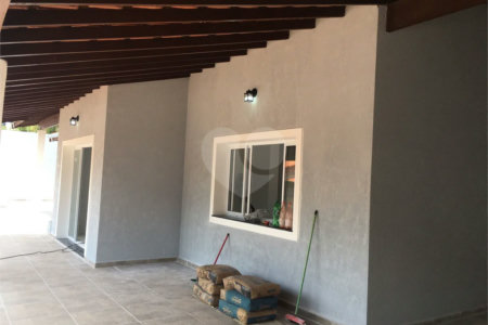 Casa à venda com 4 quartos, sendo 1 suíte, em Minas de Inhandjara, Itupeva, SP