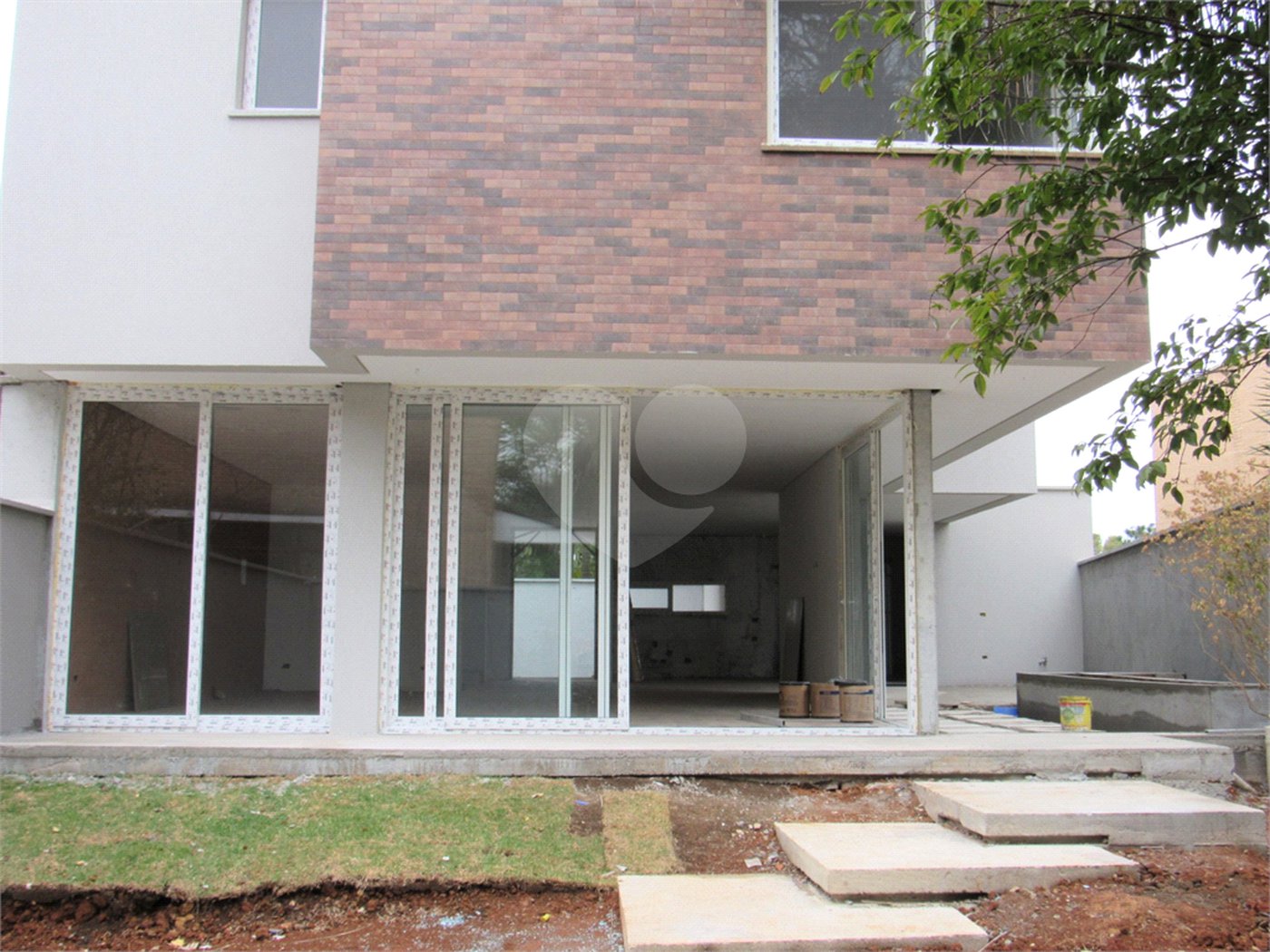 Casa à venda com 3 suítes no condomínio Gaia, São Paulo - SP