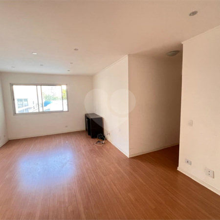 Apartamento à venda com 2 quartos em Moema, São Paulo, SP