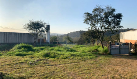 Terreno à venda em Jardim dos Pinheiros, Atibaia, SP