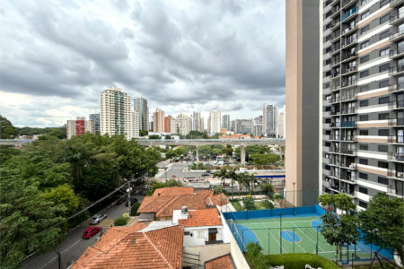 Apartamento à venda com 3 suítes em Campo Belo, São Paulo, SP