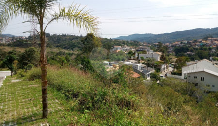 Terreno à venda em Barreiro, Mairiporã, SP