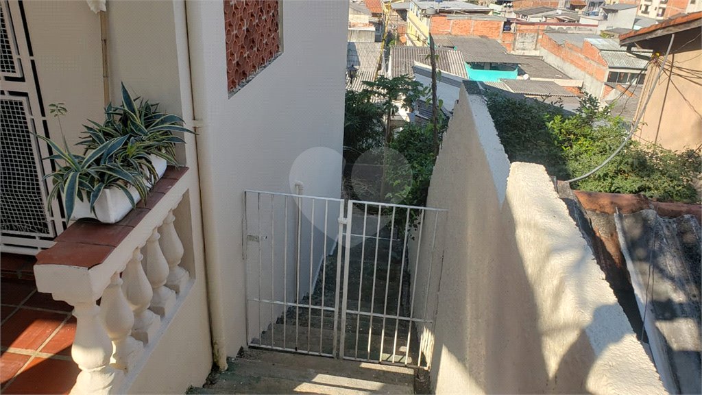 Sobrado à venda com 3 quartos, sendo 1 suíte, em Horto, São Paulo, SP