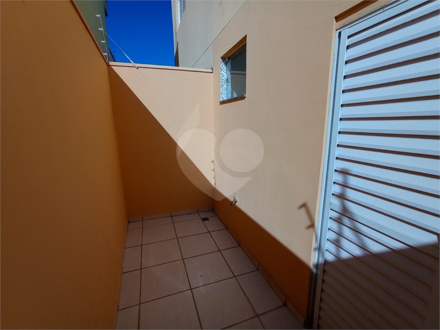 Investimento Certeiro na Gleba 1: Apartamento 1 DormItório, Quintal e Localização que Aluga Fácil