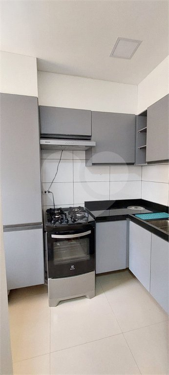 Apartamento à venda com 2 quartos em Vila Erna, São Paulo, SP