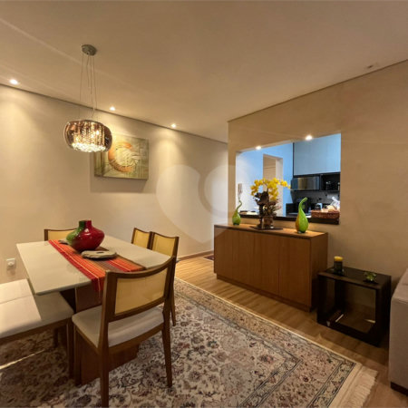 Apartamento à venda com 3 suítes em Pinheirinho, Vinhedo, SP