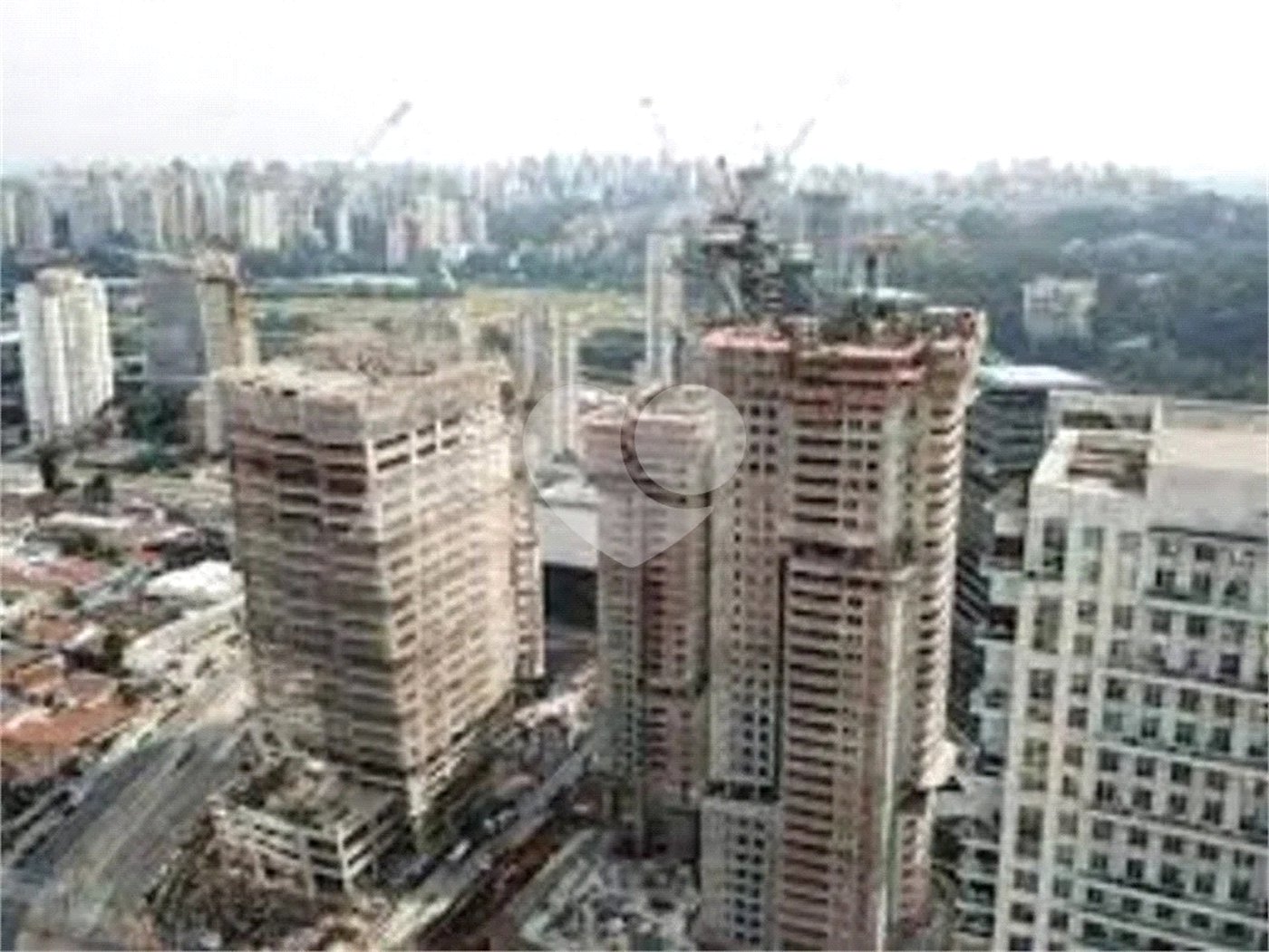 Apartamento à venda com 3 suítes em Chácara Santo Antônio, São Paulo, SP